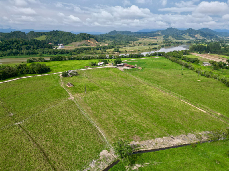 Área de 28 Hectares em Gaspar/SC