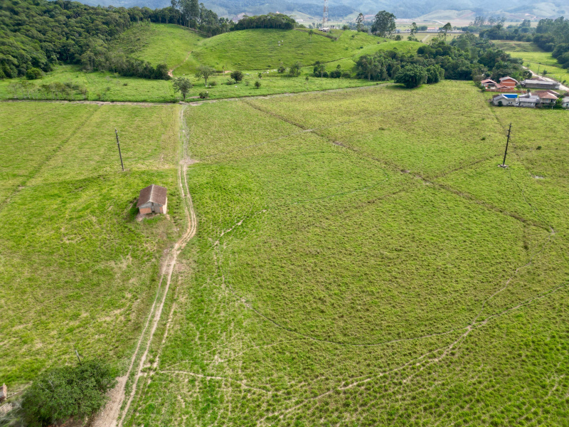 Área de 28 Hectares em Gaspar/SC