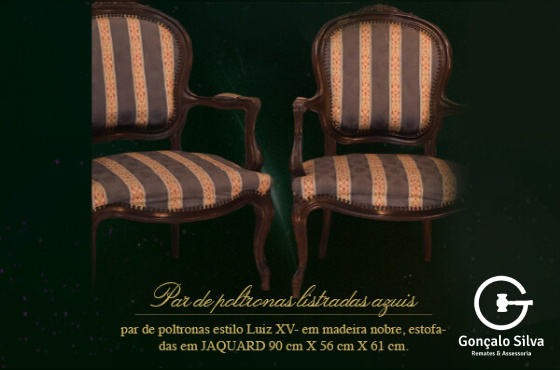 PAR DE POLTRONAS LISTRADAS AZUIS