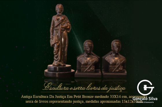 ESCULTURA E SERRA LIVROS DA JUSTIÇA