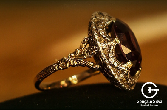 ANEL PEDRA ROXA - OURO 12K